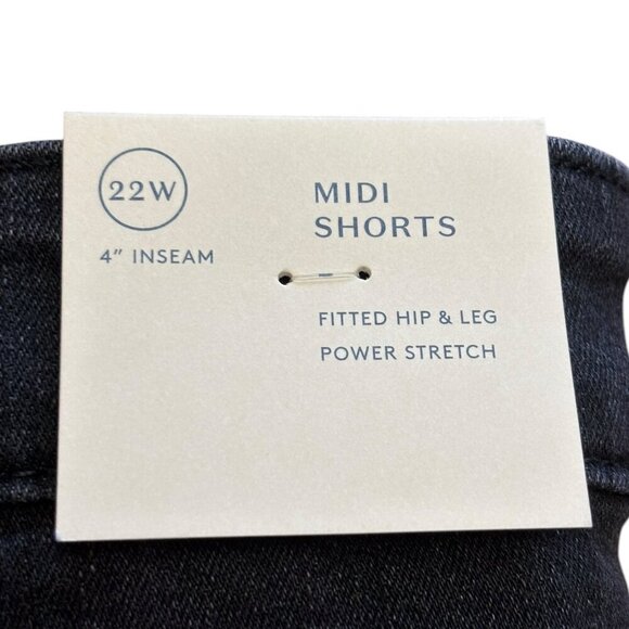 NWT Universal Thread Black Denim Midi Shorts Size 22W Classic 5 Pocket Stretch - Picture 4 of 5